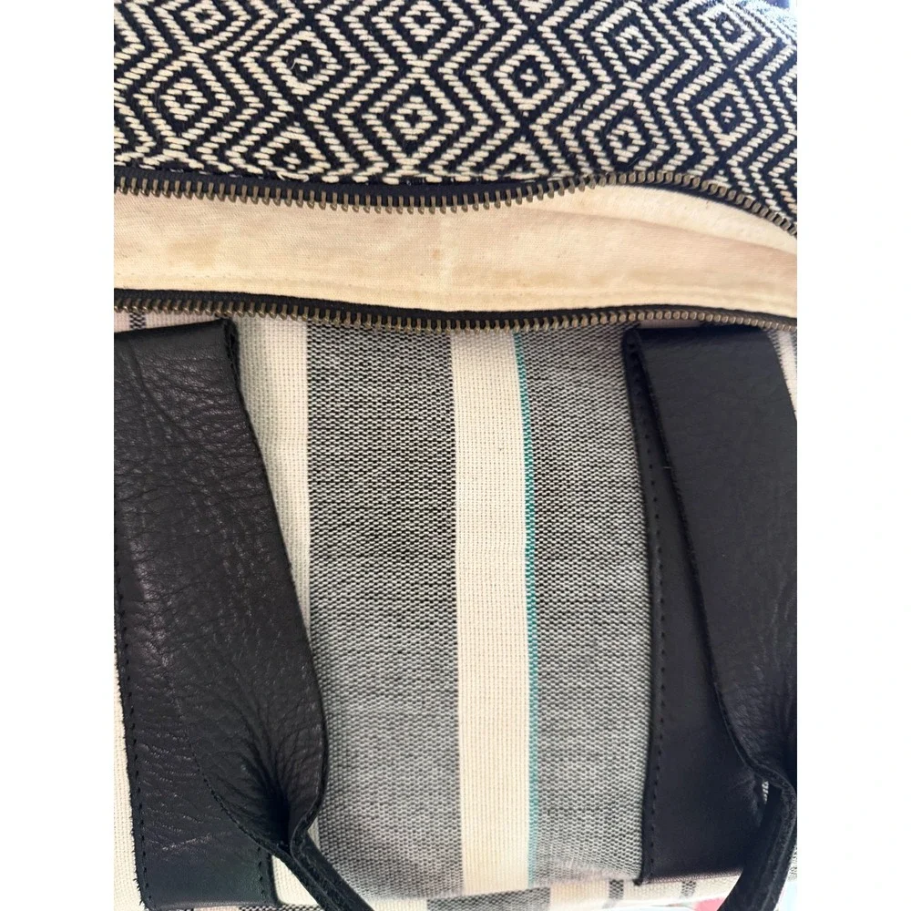 Mercado Global Geometric Stripe Foldover Tote Satchel  Crossbody‎ Vacation MED